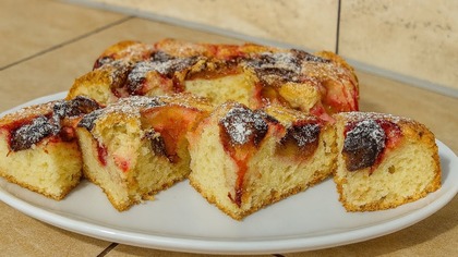 Puszyste Ciasto ze Śliwkami  najlepszy domowy przepis!