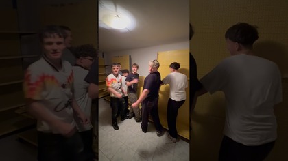 kolejna dostawa mebli do sklepu wędkarsko zoologicznego w Mielcu ŁOWCA.  #sklepwędkarskimielec #łowca