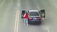 Przedziwna sprzeczka na drodze
