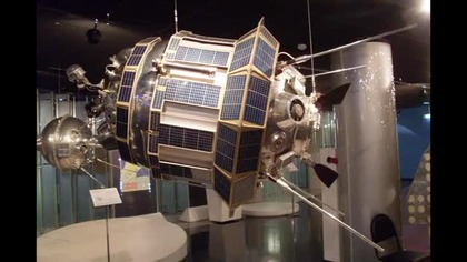 Księżyc  Najciekawsze Miejsca z Potencjałem Na Kolonizację by Jakub Nurkiewicz