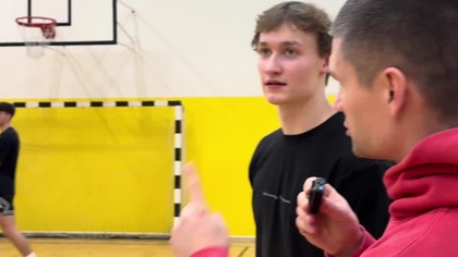 Mierzymy KOSZ W BŁAŻOWEJ #shorts #basketball #sports #nba