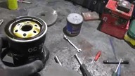 Januszu mechaniki uważaj jak dokręcasz filtr oleju.