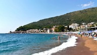 Petrovac na Moru Montenegro - idealne miejsce na wakacje w Czarnogórze!