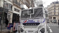 Brutalne zamieszki na ulicach Paryża.  Policja użyła gazu wobec strażaków