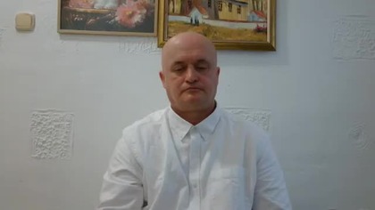 Uzdrawianie energia praniczną na żywo dla proszących z poziomu serca i zabiegi indywidualne gabinet