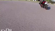 Gaz za wcześnie? Ten błąd niszczy przyczepność! #najczestszebledymotocyklistow