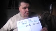 Kononowicz zbiera na samochód