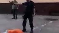 Policjant obezwładnia sebixa paralizatorem
