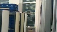 Tornado w miasteczku Alamabie nagrane kamerą cctv