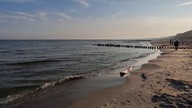 Plaża w Ustce jesiennym rankiem