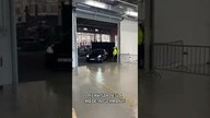 Pierwsza Tesla Model Y wyjeżdżająca z fabryki Giga Berlin 
