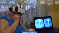 Mom reacts to Samsung Gear VR / Mama i wirtualna rzeczywistość :D