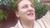 Artur ma duży brzuch i nie może wstać z kanapy Zamówienie z Eveline