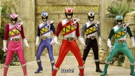Power Rangers Dino Moc Odważni - Kr&oacute;lodcinek #11