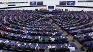 ZAJĄCZKOWSKA ZACIEKLE BRONI ORBANA W EUROPARLAMENCIE! VON DER LEYEN UCIEKA!