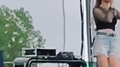 JESZCZE WIĘCEJ FRAGMENT NA ŻYWO