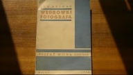 Jana Bułhaka Wędrówki fotografa w słowie i w obrazie, z podtytułem Pejzaż Wilna.