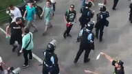 Protestujący kontra policja