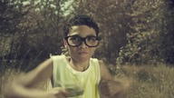 MACKLEMORE & RYAN LEWIS - THRIFT SHOP FEAT.  WANZ (OFFICIAL VIDEO)
