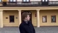 Cieszyn jest jednym z nielicznych miast w Polsce, które wciąż eksponuje flagi Ukrainy w honorowym