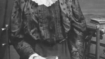 Waleria Narbut, jedna z sióstr prababki Alwidy Bajor Marii Narbutówny.  Wilno, 1901 r..