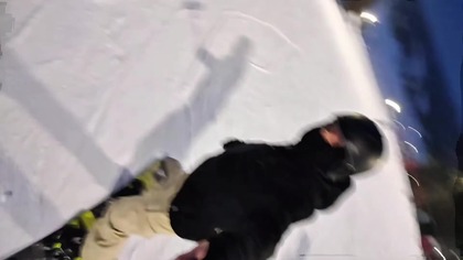 Snowboard.  Ruszanie z miejsca na płaskim, zatrzymywanie się.