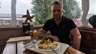 Mimo zakazu  świeży dorsz z Bałtyku w smażalni w Darłówku ! / Oddaszfartucha