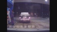 Pijany na stacji benzynowej