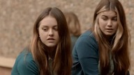08.  Opowieści o rozkwitaniu - 1x08 - (Puberty Blues) FINAŁ