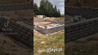 Kolejny Adaś 70m2  ściana fundamentowa