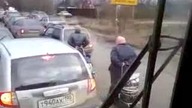 Dziwne pojazdy w korku