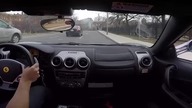 Wyścig w Toronto 300 km/h Nissan GT-R vs Ferrari