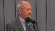 Antoni Macierewicz tłumaczy się ze zbrodni