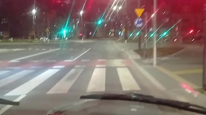 Bydgoskie Klasyki Nocą VOL.  1 - Wyścig UAZ Buchanka vs Volkswagen Transporter T2 Pan Van LODY