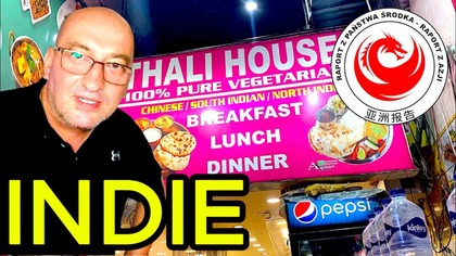 Ruch uliczny i street food w New Delhi