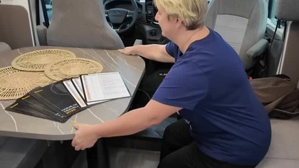 Odkrywamy wyjątkowy salon w nowym kamperze! 
