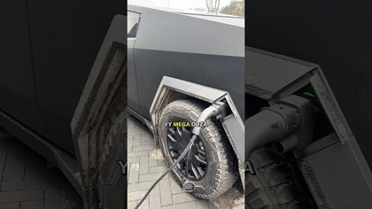 Pierwsze ładowanie Tesli Cybertruck w domu #tesla #cybertruck #danielgrzyb #elektromobilność