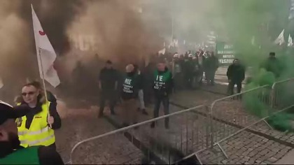 Górnicy walczą o kopalnię Bielszowice.  Przyjechali pod Ministerstwo mp4 686x432