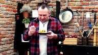 Pierś z kurczaka w sosie maślano pomidorowym / Oddaszfartucha