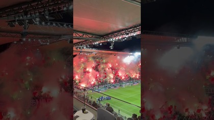 Kibice Legii Warszawa zrobili wielkie show przed Zagłęgiem.  #piłkanożna #oprawa #show #sport