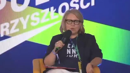 Stara,gruba baba narzeka na polski patriarchat XDDDD (Campus Polska 2026)