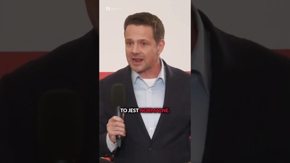Śmieją się, że mówię po francusku.  Trzaskowski o kompleksach polityków