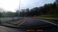 Naprawa auta na zjeździe z autostrady