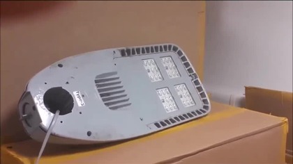 Lampy uliczne montowane u nas ciekawe czy maja atest?