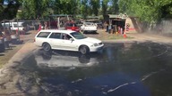 Niecodzienny wypadek podczas driftu