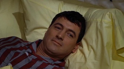 Dziwni towarzysze łoża 1965 lektor pl