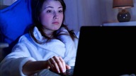 ZESPÓŁ UZALEŻNIENIA OD INTERNETU | CZY WPADŁEŚ W SIDŁA WIRTUALNEGO ŻYCIA?