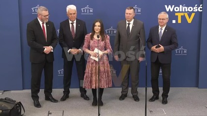 Szanowni Państwo, YouTube nieustannie cenzuruje nasze treści i obcina nam nawet 90% zasięgów, co pozbawia nas możliwości utrzymania naszej działalności. Wobec tego bardzo prosimy o Państwa wsparcie. Jeśli chcą Państwo wspomóc naszą misję walki z systemem, można to zrobić pod poniższymi linkami, LUB UDOSTĘPNIAJĄC po prostu ten materiał!
 https://wolnosc.tv/wsparcie/
 Patronite: https://patronite.pl/wolnosctv
 Wirtualna kawa: https://buycoffee.to/wolnosctv

  Kliknij DZWONEK  i SUBSKRYBUJ kanał, aby być na bieżąco!
https://youtube.com/channel/UCbrkcWVRq0BP75PccSYv-qA?sub_confirmation1
 Więcej na portalu https://wolnosc.tv
 Znajdź nas również na FB:  https://www.facebook.com/WolnosciNiepodlegloscTV
 Oraz Twitterze: https://twitter.com/WolnoscTV
 Wirtualna kawa: https://buycoffee.to/wolnosctv

#konfederacja #sejm #braun