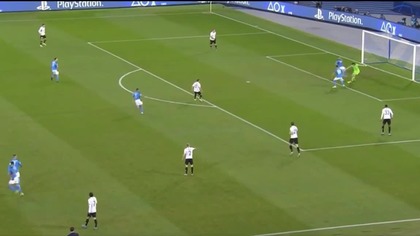 Klasyczny hat-trick Milika w meczu z Genk! (2019)