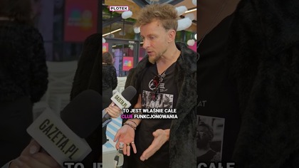 Kupicha stworzył czołówkę do Rodzinki.pl.  Wtem wspomniał o Karolaku